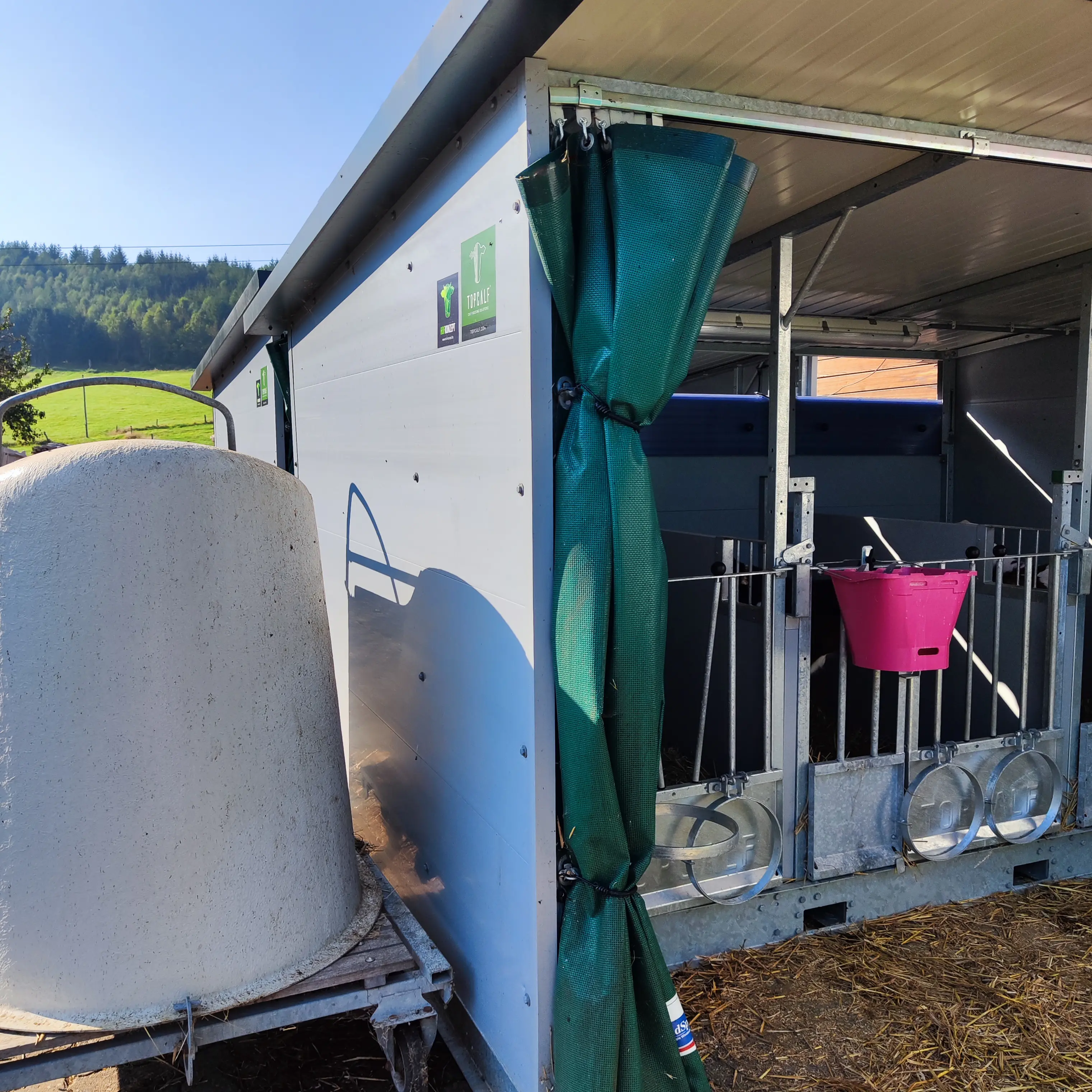 windschutz-offen geoeffnete-topcalv-box